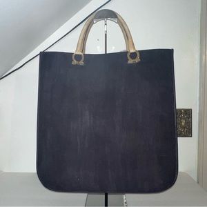 Salvatore Ferragamo Gancini Handle Nubuck AN21 3150 Suede Project Tote bag black